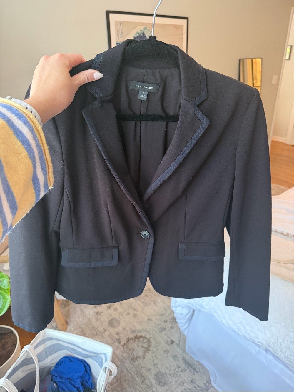 Ann Taylor Black- Navy Trim Cropped Blazer